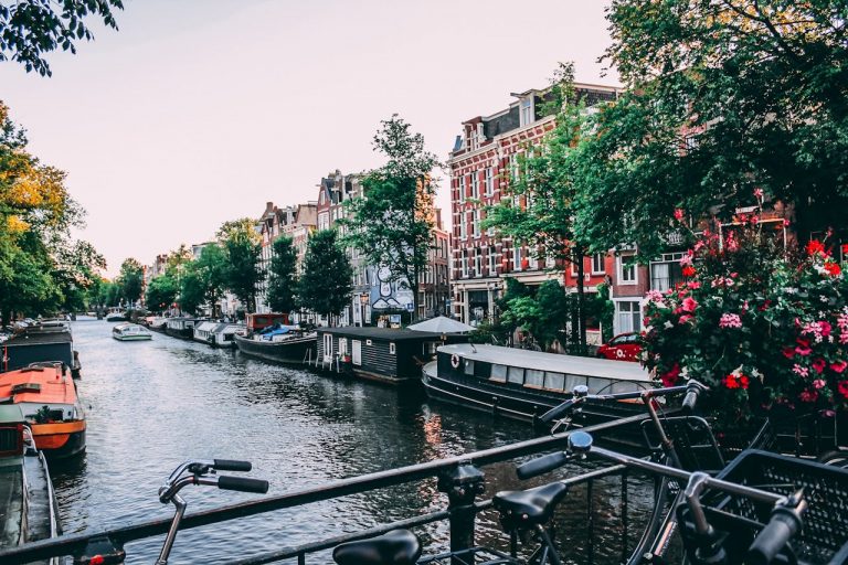 De Beste Fotografie Hotspots in Amsterdam - Waar Creativiteit Ontmoet Historie